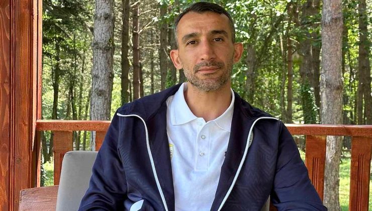 Mehmet Topal: “Futbolun içinden gelen insanlar futbolu yönetmeli”