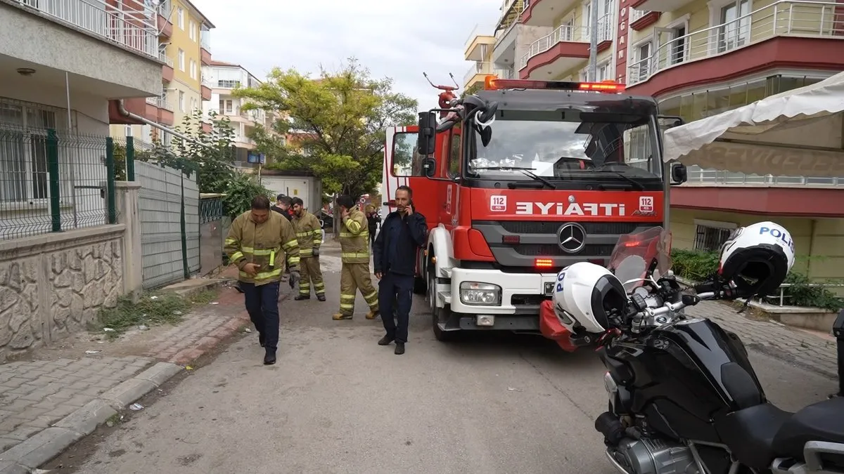 Yer Kırıkkale: Çakmakla oynayan küçük çocuk evi yaktı!